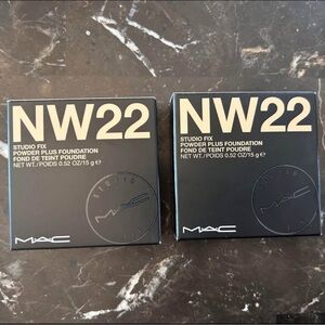MAC Studio Fix Powder Plus Foundation NW22 - ORIGINAL FORMULA